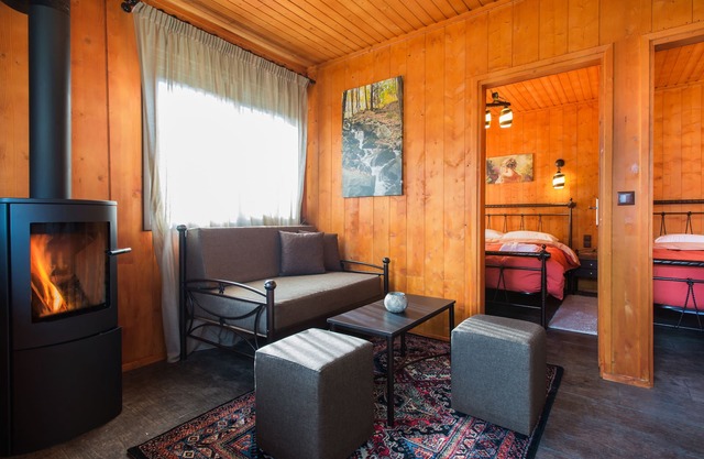 Family Mountain Bungalow C, Konitsa
