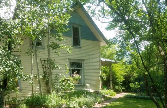 Family+Pet Friendly Vacation Rental! Ask about Deep Discount for 4-6 Month stays