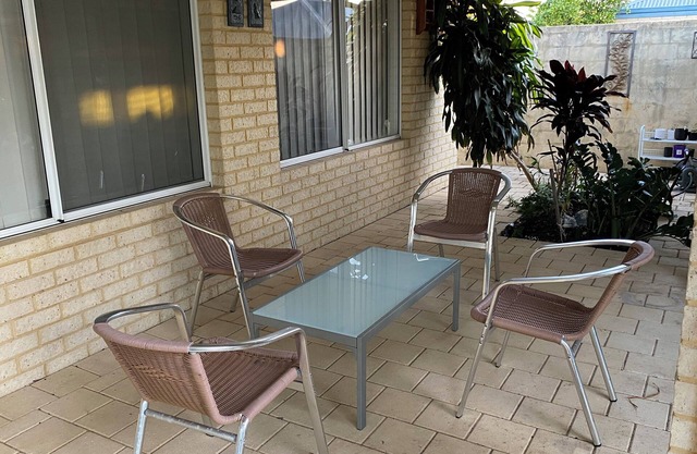 Family Retreat House Ellenbrook