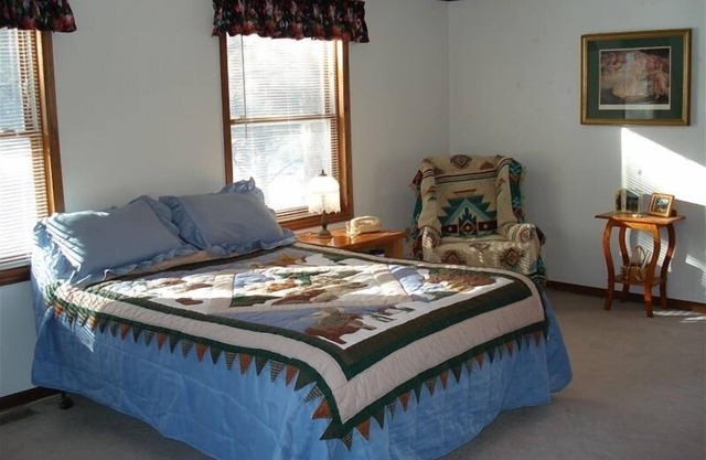 FAMILY REUNIONS in Beautiful Mountain Lodge!