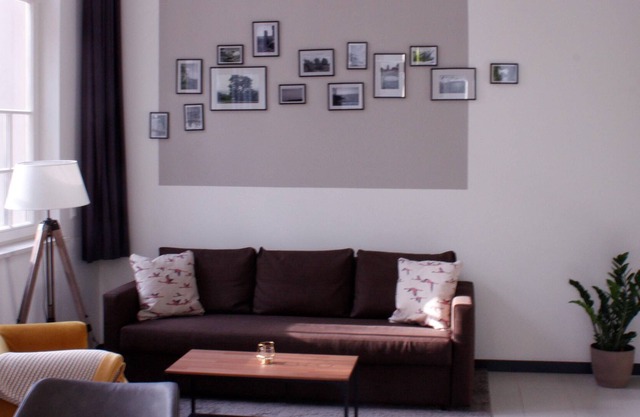 Family room-Family-Ensuite with Bath-List 22