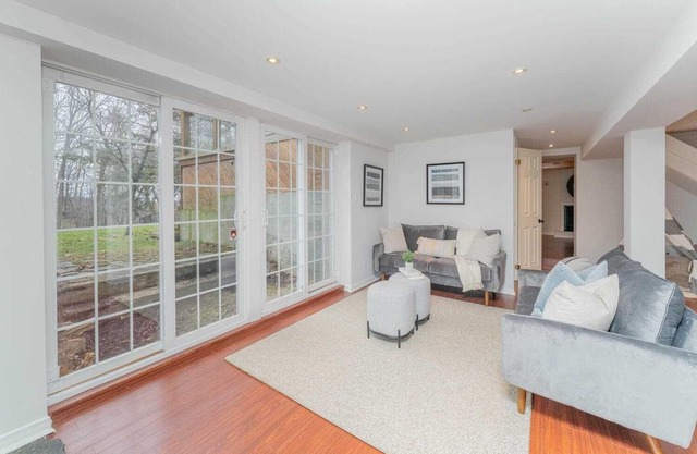 Family-sized lower unit w/firepit, close to great hiking trails.n