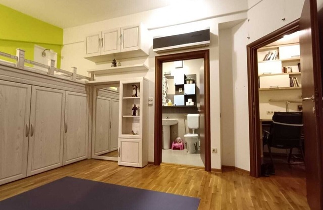 Family style, cozy 3 bedroom apartment