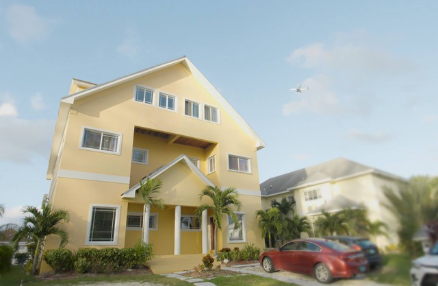 Family townhome Retreat in Nassau