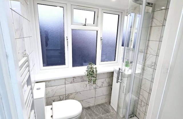 Fantastic 4 Apartments (Studio Flat)