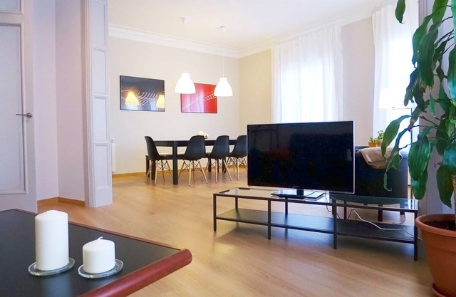 Fantastic and Modern 4Rooms/4Bathrooms Apartment