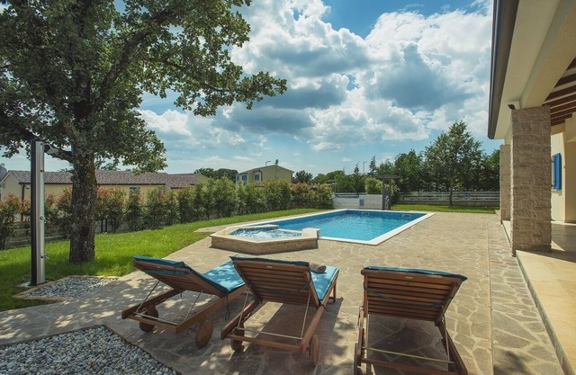 Fantastic finca with large pool, outdoor sauna