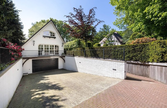 Fantastic house in picturesque Laren
