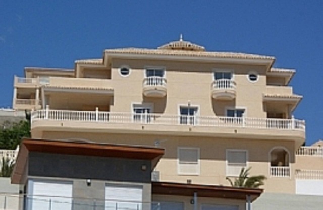 Fantastic sea views (5 bedrooms)