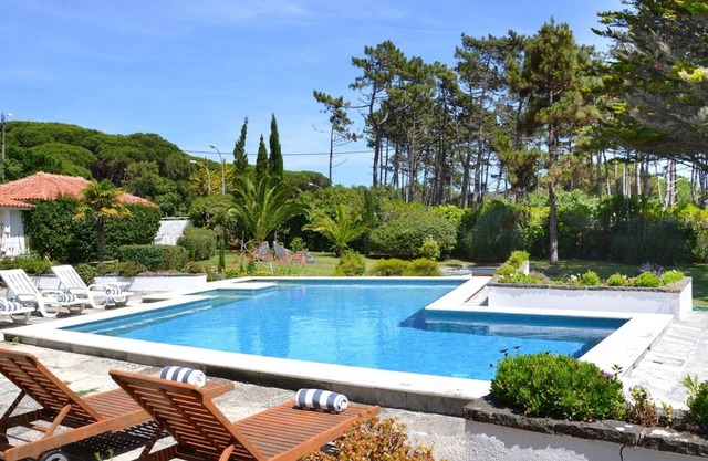 Fantastic Sintra Villa | 7 Bedroom | Villa Adelino Platina | Great Pool Area |.