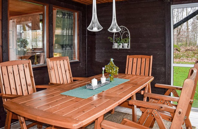 Fantastic vacation home in a peaceful location overlooking Lake Bolmen.