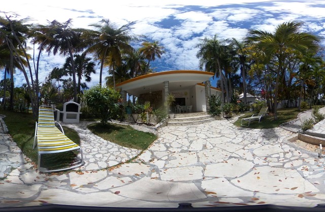 Fantastic vacation home with access to the Caribbean Sea!