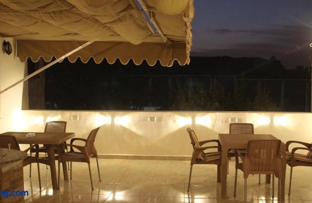 Farida Studio Pyramids view