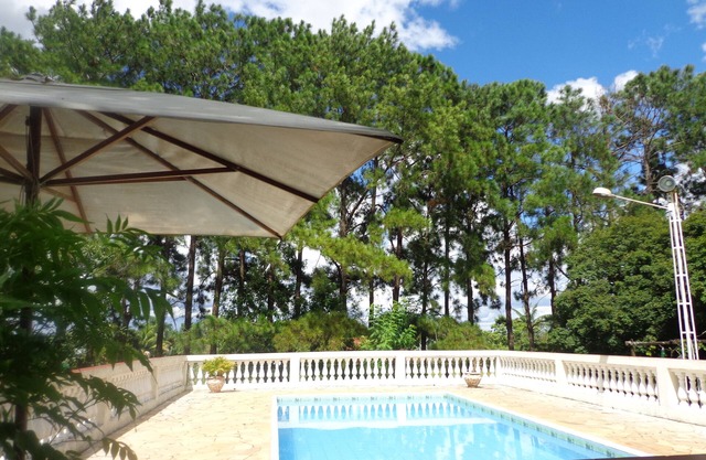 Farm in the Tourist Resort of São Pedro - SP with 8 suites ideal for families.