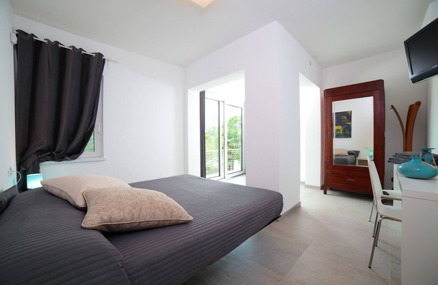 Farmhouse B&B with swimming pool "Loggia degli Artisti" - 2 rooms: Suite Exclusive
