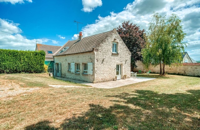 Farmhouse in Boncourt with Private Garden