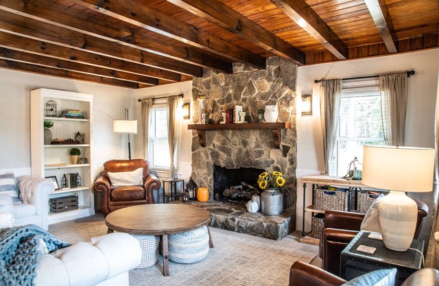 Farmhouse on 5-Acres w/Fantastic Outdoor Spaces