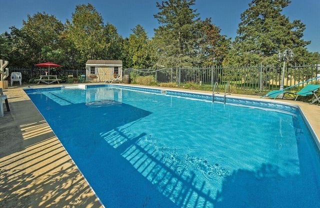 Farmhouse with pool