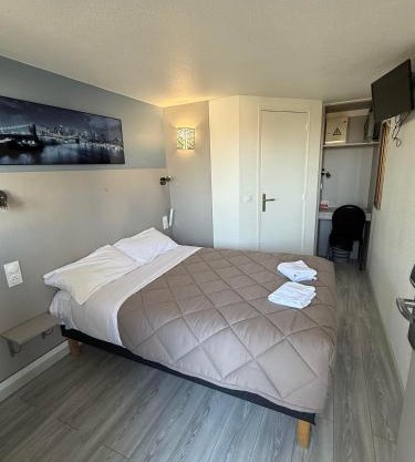 Fasthotel Roissy - Saint-Witz