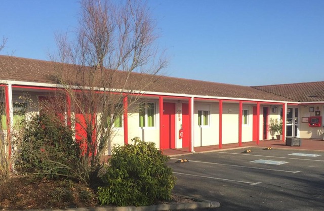 Fasthotel Saint-Amand-Montrond Orval