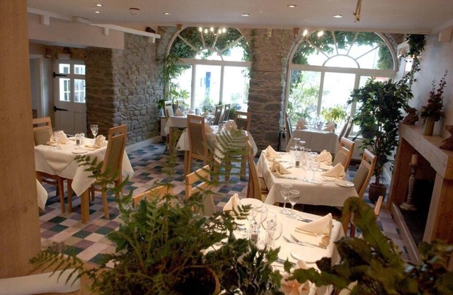 Feathers Hotel, Bar and Restaurant