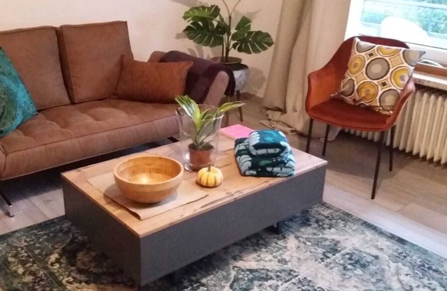 Feel-good organic accommodation for 2 x single use between DK & FL port