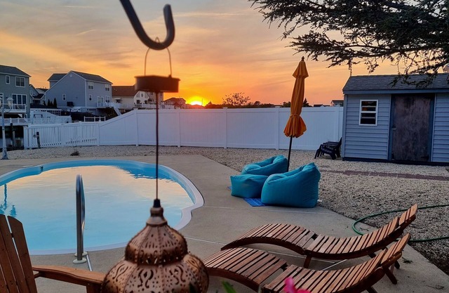 Feelin Nauti in Beach Haven West - in-ground saltwater pool & 25' Dock