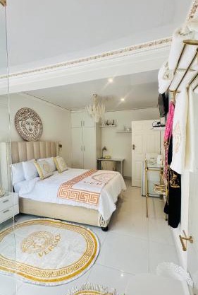 Fela in Versace House