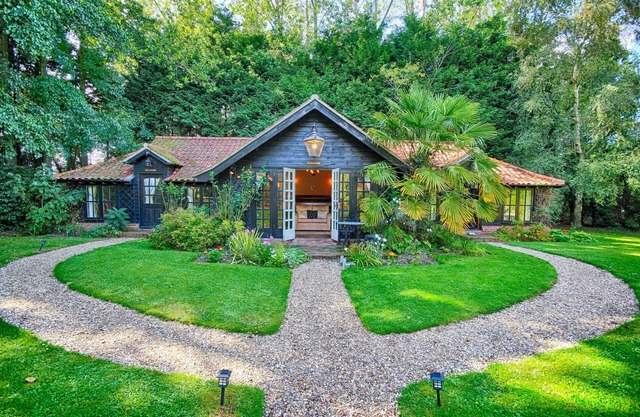 Felbrigg Lodge Bed and Breakfast
