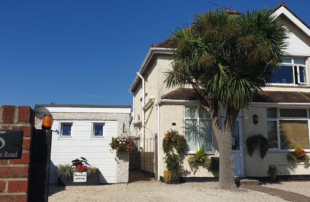Felpham Guest House - Self Catering