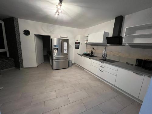 Ferien- & Monteurwohnung zentral Übach-Palenberg 1