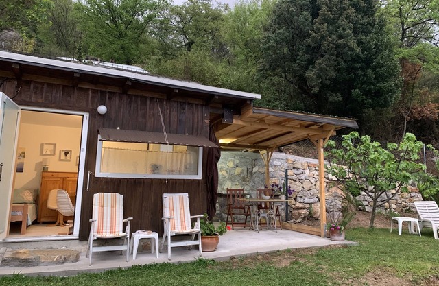 Ferienhäuschen mit Meerblick - Gartenhäuschen