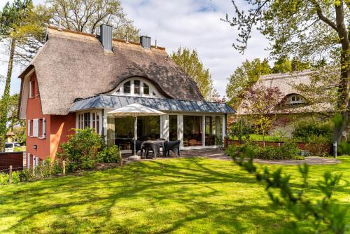 Ferienwohnung Haus Strandeiche 02