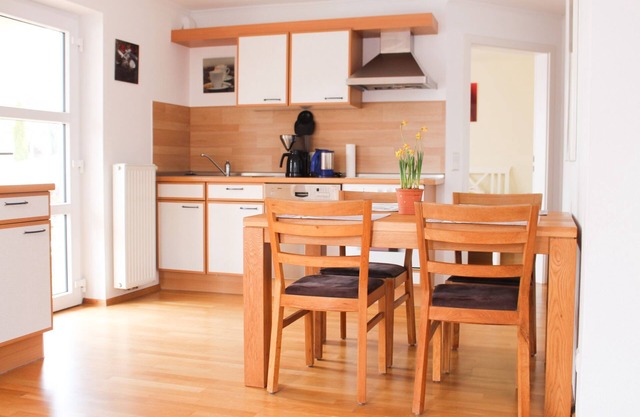 Ferienwohnung mit Garten, 67qm, 2 Schlafzimmer, max. 4 Personen
