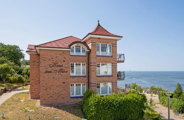 Ferienwohnung mit traumhaftem Meerblick - Haus am Meer FeWo 11