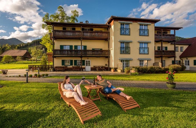 Ferienwohnungen Hotel Garni Dörflerwirt