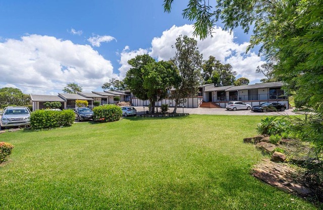 Fern Bay Motel