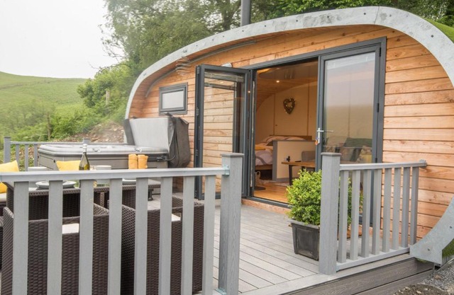 Fern - Beacon View Pods