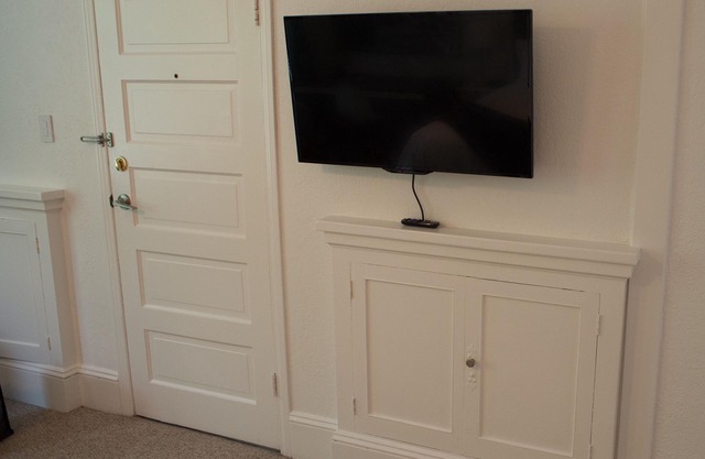 Fernwood House - Renovated Large King Bed Studio ★ ★ ★ ★ ★