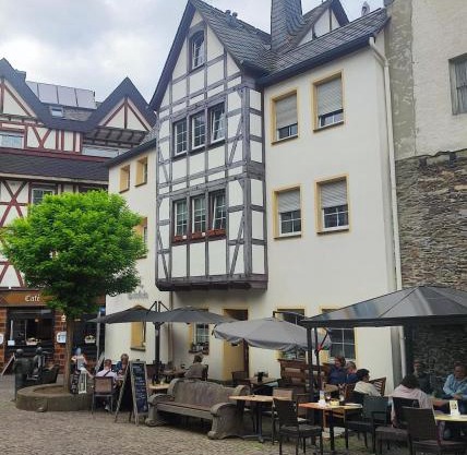 FeWo Innenstadt mit Dachterasse, Grill, bis 8 Personen, 3 SZ