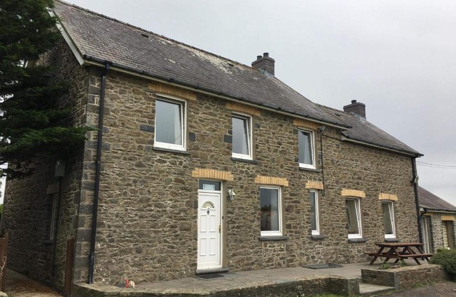 Ffermdy Brynonnen Farmhouse