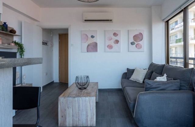 Fiesta 1-Bedroom Apartment in Larnaca