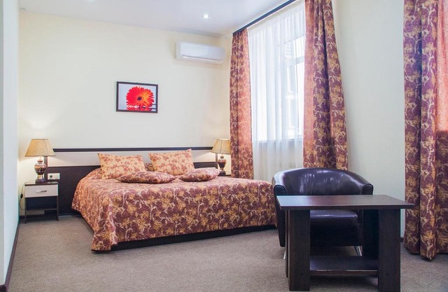 Fiesta Hotel