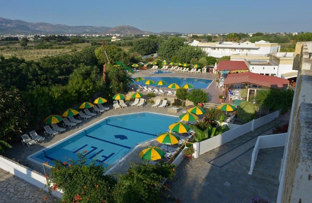 Fili Hotel Apartments