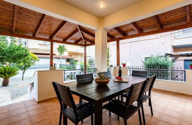 Filiatra Downtown Cozy Retreat - Homely Vibes