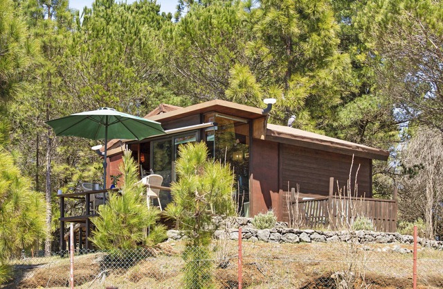 Finca 'Cabaña El Nublo' with sea view, garden and Wi-Fi