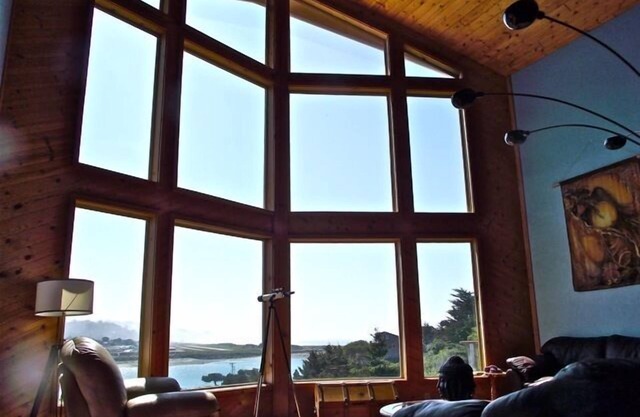 Find Tranquility Where the Rogue River Meets the Sea