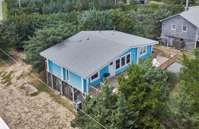 Finlandia: 3BR Avon cottage. Dog-friendly - steps from pristine beach!