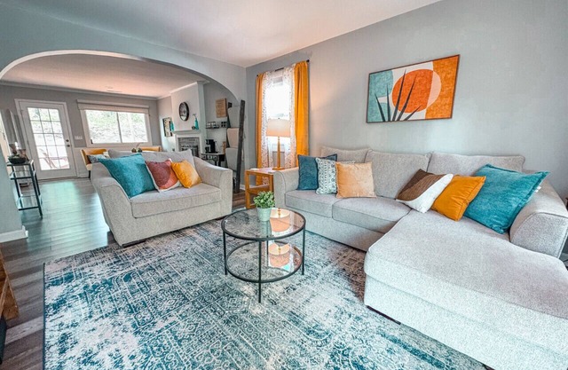 Fire Pit - Single Level Home - Pet Friendly