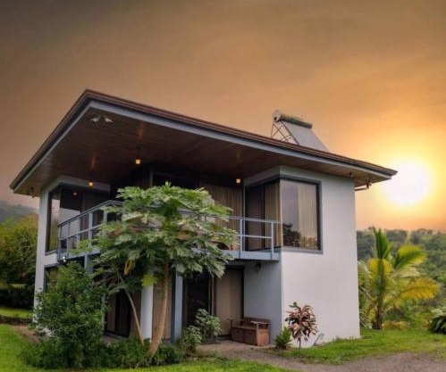 Firefly Hilltop Retreat, Swimming Pool Volcano!